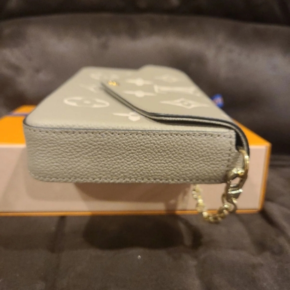 Louis Vuitton Felicie empriente dove - Picture 4 of 8